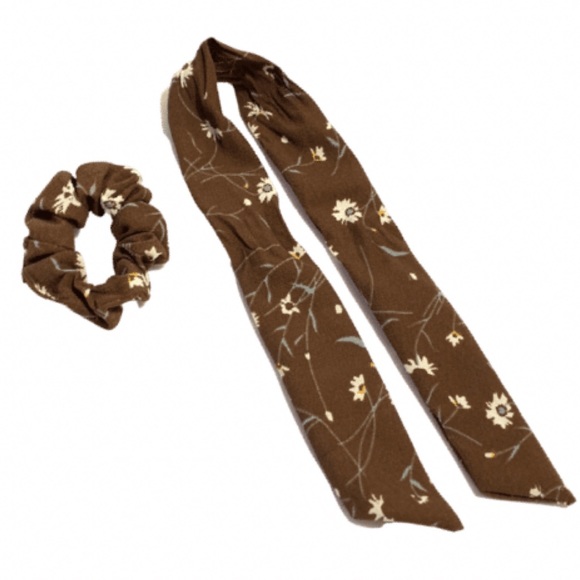 Brown w/White Flowers Scrunchie Hair Tie Bow Scarf - Picture 2 of 7